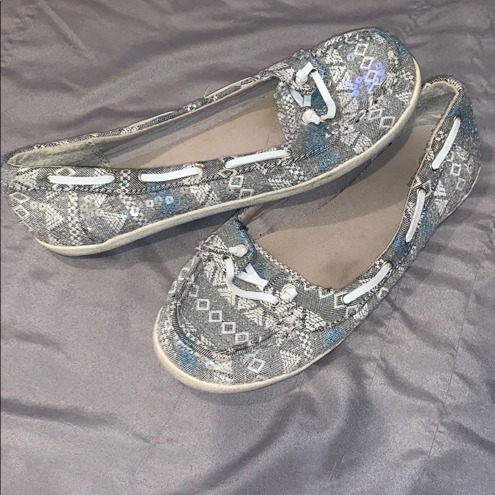 Arizona Jean Flats